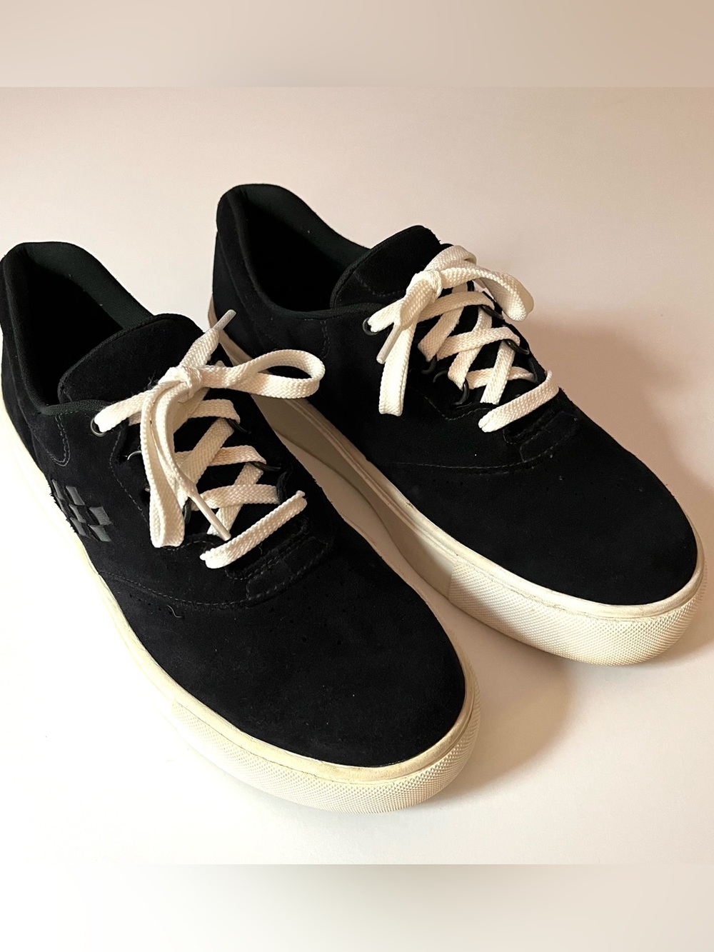 SAS Free Rein Black Suede Slip Resistant Platform Sneakers Women’s 8.5 M